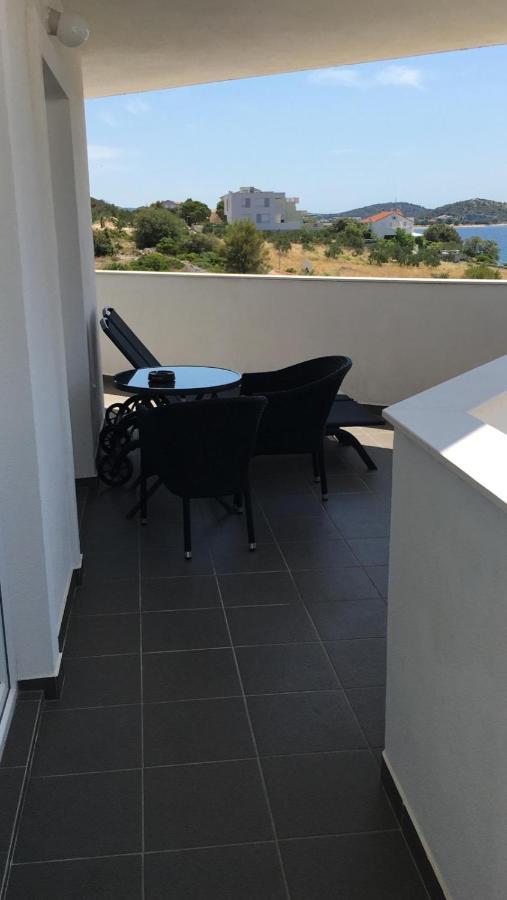 Beach House Paradiso Рогозница Экстерьер фото
